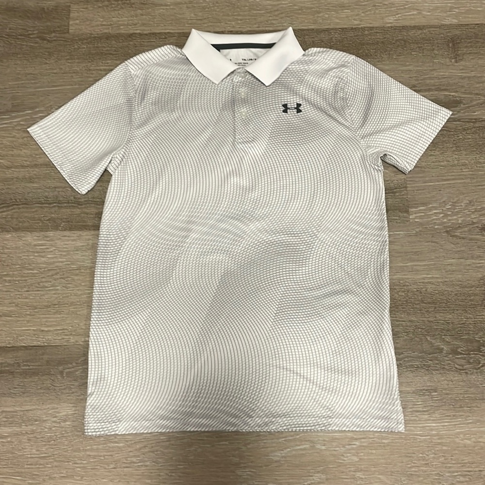 Like 🆕 Under Armour Youth Polo in White with Grey geometric pattern Size XL